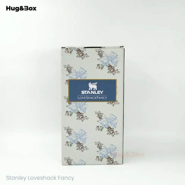 The Stanley X LoveShackFancy Holiday Quencher | 40 OZ - Hug&Box