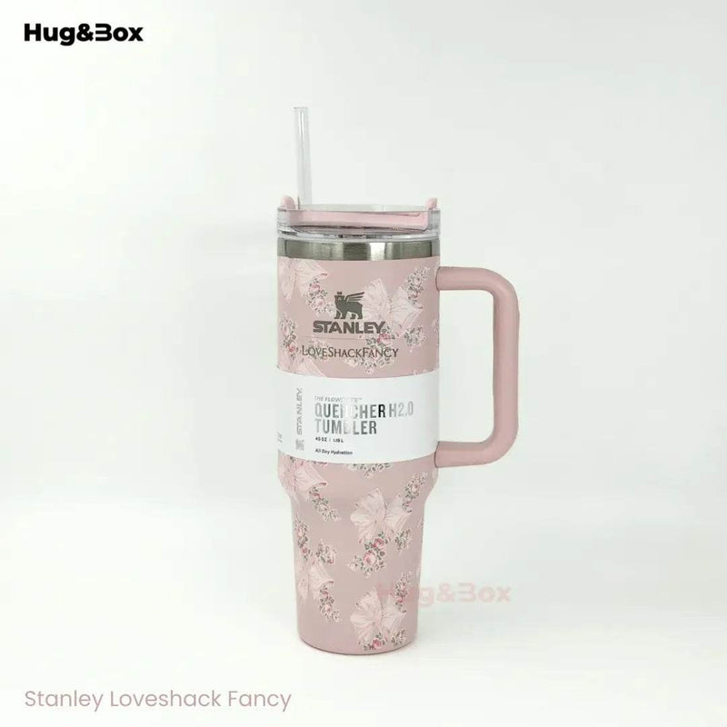 The Stanley X LoveShackFancy Holiday Quencher | 40 OZ - Hug&Box