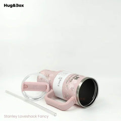 The Stanley X LoveShackFancy Holiday Quencher | 40 OZ - Hug&Box