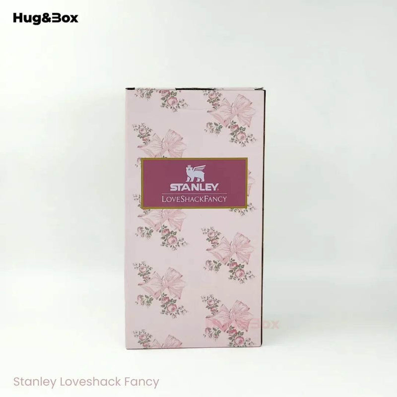 The Stanley X LoveShackFancy Holiday Quencher | 40 OZ - Hug&Box