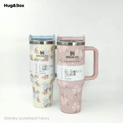 The Stanley X LoveShackFancy Holiday Quencher | 40 OZ - Hug&Box